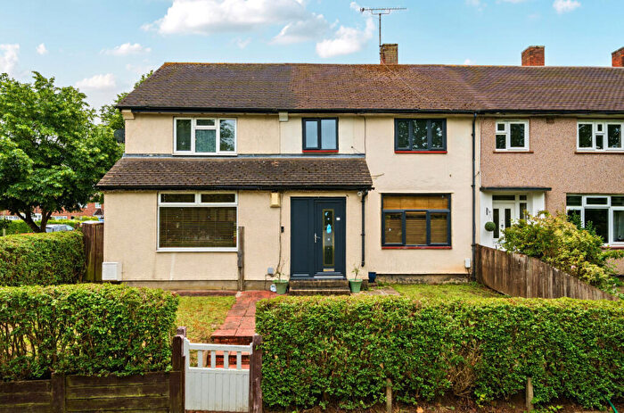 4 Bedroom End Of Terrace House For Sale In Silverdale Road, St. Pauls Cray, Orpington, BR5