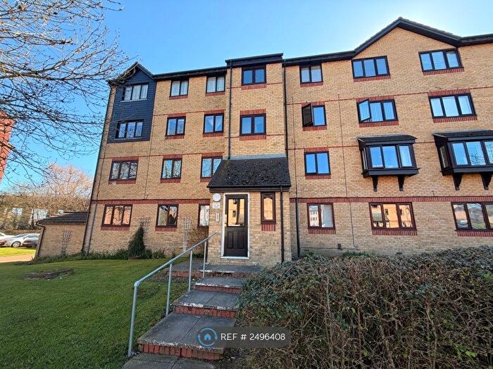 1 Bedroom Flat To Rent In Vange, Basildon, SS16