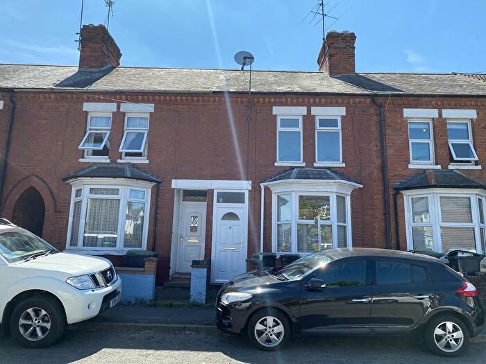 2 Bedroom Terraced House To Rent In Pratt Road, Rushden, NN10