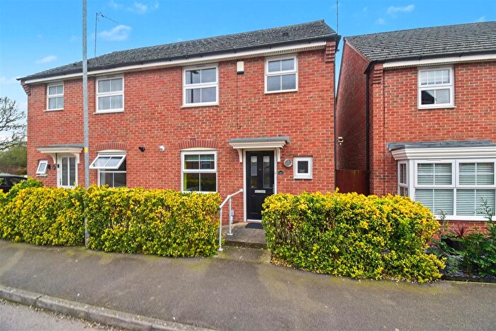 3 Bedroom Semi Detached House For Sale In , Conyger Close, Great Oakley, NN18