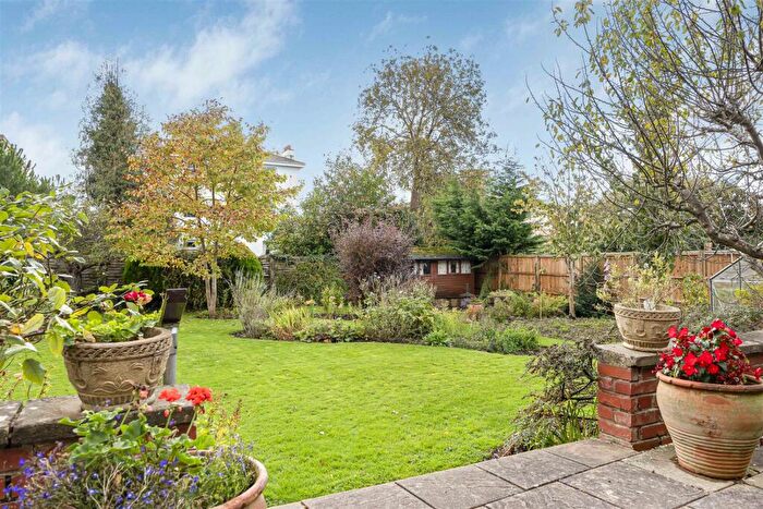 4 Bedroom Detached House For Sale In Walnut Close, Pittville, Cheltenham, GL52