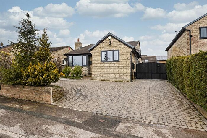 4 Bedroom Detached House For Sale In Moor Close Road, Queensbury, Bradford, BD13