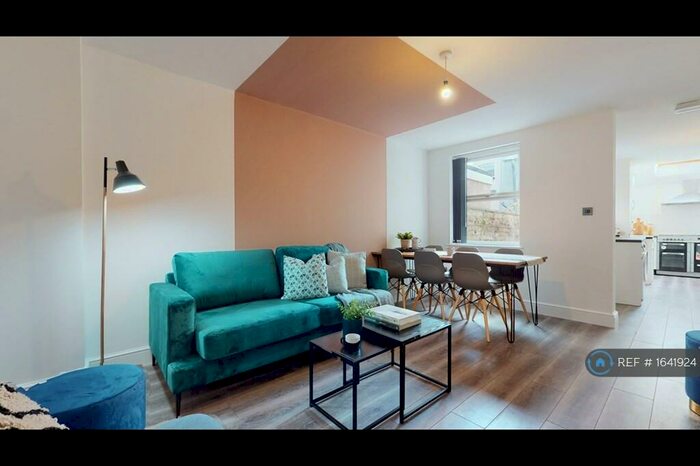 6 Bedroom Terraced House To Rent In Brae Street, Liverpool, L7