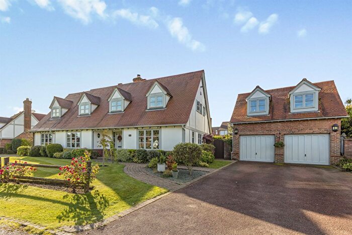 4 Bedroom Detached House For Sale In Field Lane, Appleton, Warrington, WA4