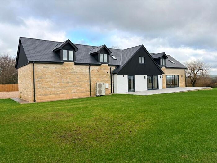 4 Bedroom Detached House To Rent In Bowridge Hill, Gillingham, Dorset, SP8