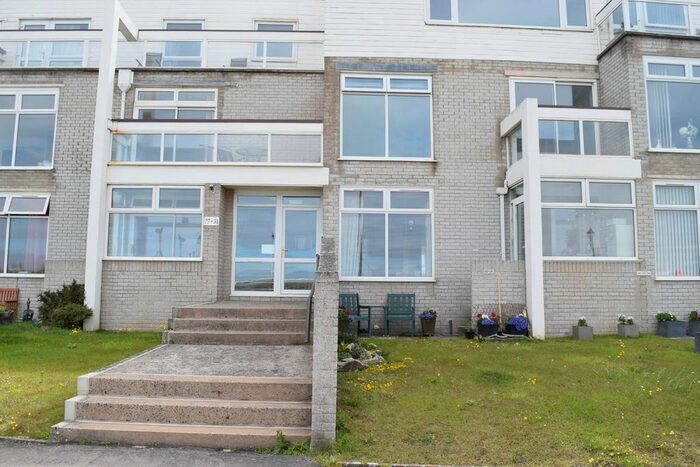 2 Bedroom Detached House To Rent In Quantock Court, South Esplanade, Burnham On Sea, TA8