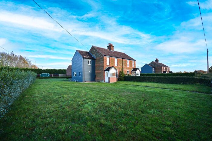 3 Bedroom Cottage To Rent In Sporle, King's Lynn, PE32
