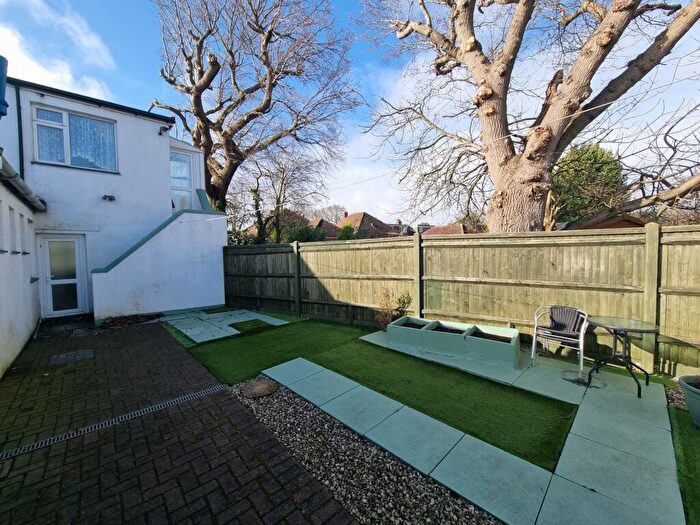 2 Bedroom Flat To Rent In Fareham Road, Gosport, PO13