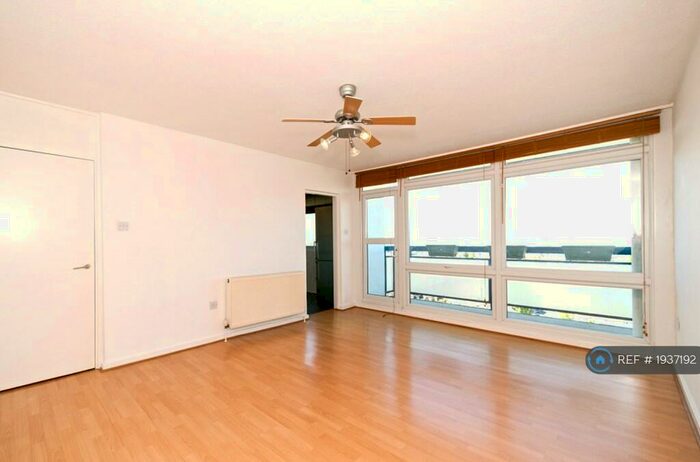 1 Bedroom Flat To Rent In Landmark Heights, London, E5