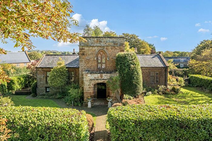 3 Bedroom Cottage For Sale In The Green, Badby, Daventry, Northamptonshire, NN11