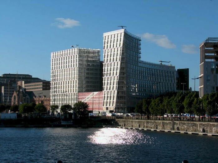 2 Bedroom Flat To Rent In Strand Street, Liverpool, L1