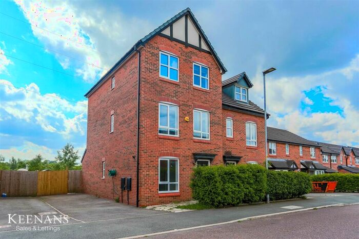 4 Bedroom Semi-Detached House To Rent In Virginia Drive, Swinton, M27