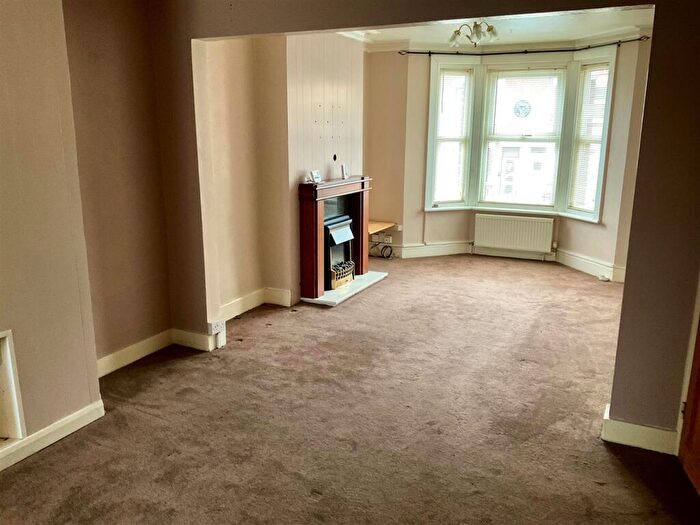 2 Bedroom Terraced House For Sale In Nightingale Road, Dover, CT16