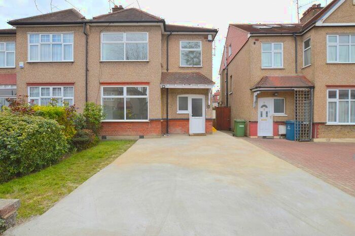 3 Bedroom Semi-Detached House To Rent In Gloucester Road, North Harrow, HA1