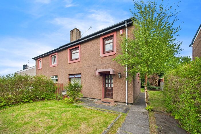 3 Bedroom Semi-Detached House For Sale In Mingulay Place, Glasgow, G22