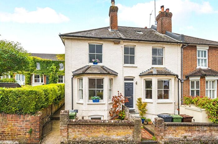 3 Bedroom End Of Terrace House For Sale In Addison Road, Guildford, Surrey, GU1