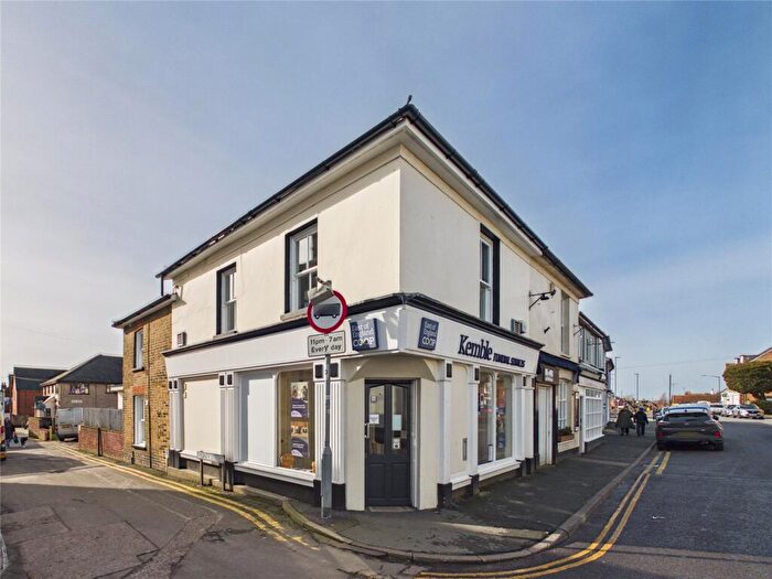 2 Bedroom Maisonette To Rent In High Street, Brightlingsea, Colchester, Essex, CO7