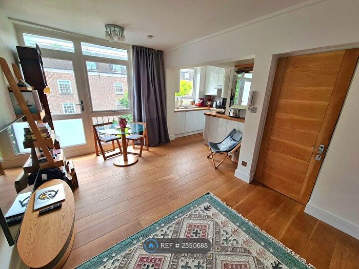 1 Bedroom Flat To Rent In Guilford Street, London, WC1N