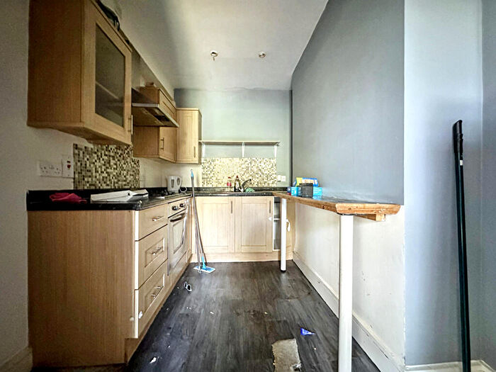 1 Bedroom Flat For Sale In London Road, Greenhithe, DA9