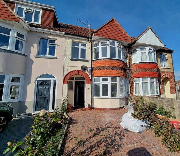 3 Bedroom Property To Rent In Chantry Road, Gosport, PO12