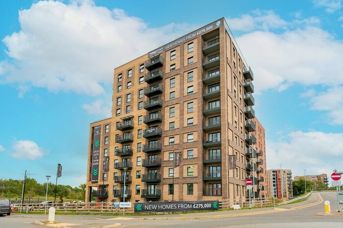 1 Bedroom Flat To Rent In Colnebank Drive, Watford, WD18