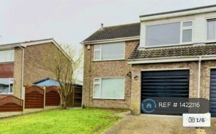 3 Bedroom End Of Terrace House To Rent In Durham Crescent, Lincoln, LN4