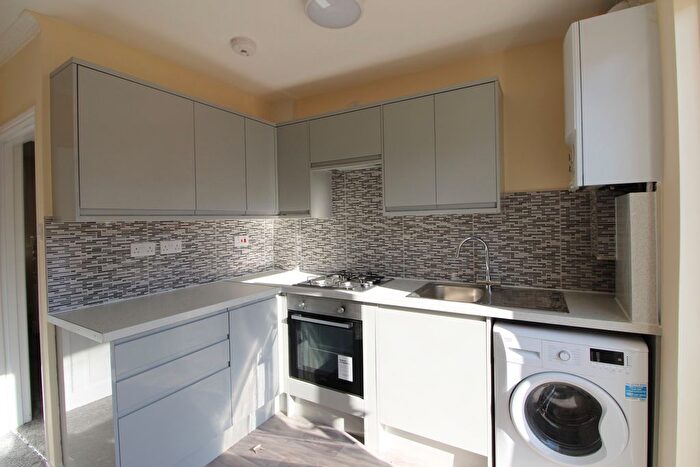 3 Bedroom Terraced House To Rent In Jesmond Road, Croydon, Greater London, CR0