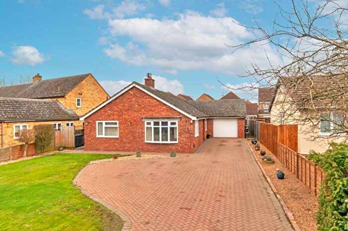 3 Bedroom Detached Bungalow For Sale In Town Green Road, Orwell, SG8