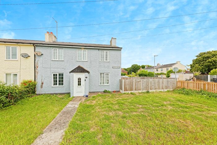 2 Bedroom Semi-Detached House For Sale In South View, Hersden, Canterbury, CT3