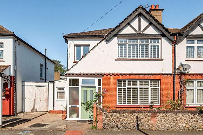 3 Bedroom Semi-Detached House For Sale In Norman Avenue, South Croydon, CR2