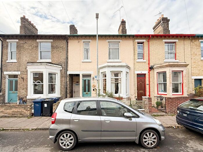 3 Bedroom Terraced House For Sale In Gwydir Street, Cambridge, CB1