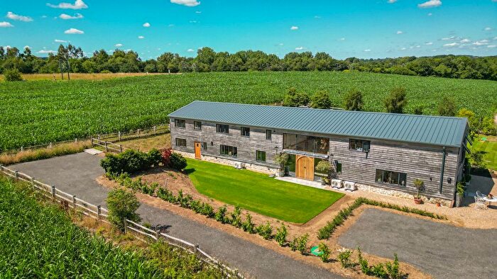 8 Bedroom Barn Conversion For Sale In Newlands Road, Charing, TN27