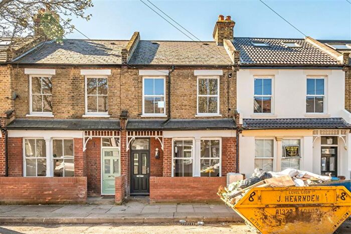 2 Bedroom Flat To Rent In Fingal Street, Greenwich, SE10