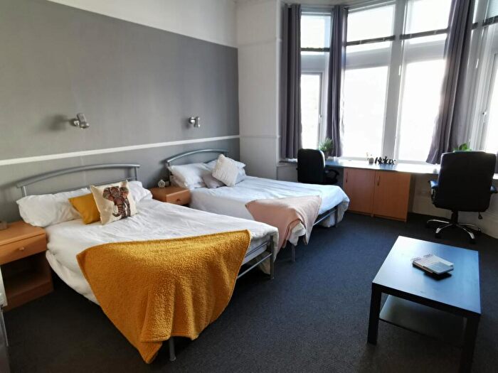 Studio To Rent In Bowden Hall Studio B, PL4