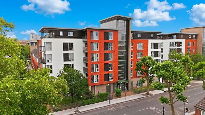 1 Bedroom Flat For Sale In Tredegar Road, Heathfield Court, E3