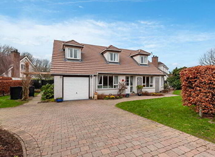 4 Bedroom Detached House For Sale In Hydepark Manor, Newtownabbey, BT36