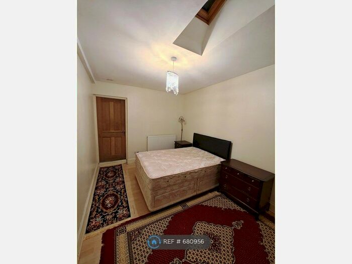 1 Bedroom Semi-Detached House To Rent In Florida Road, Thornton Heath, CR7