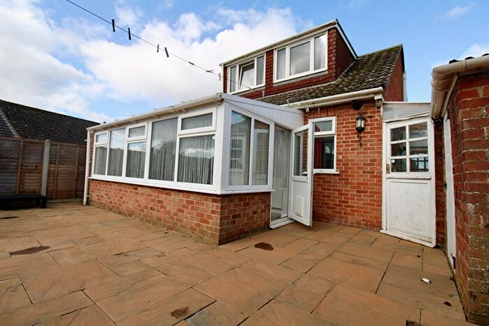 3 Bedroom Semi-Detached Bungalow For Sale In Ashcott Place, Burnham-On-Sea, TA8