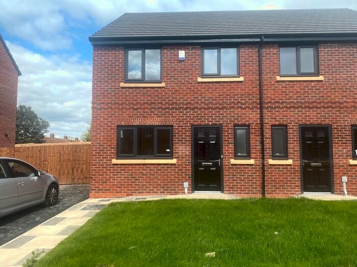 3 Bedroom Semi-Detached House To Rent In South Dean Road, Liverpool, L14