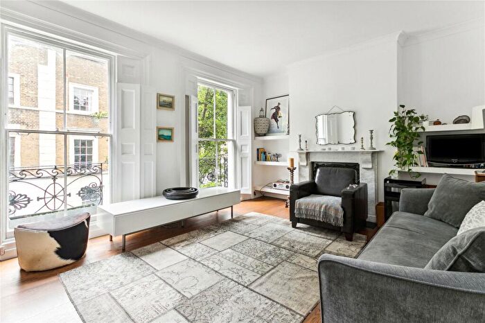 3 Bedroom Terraced House To Rent In Richmond Avenue, Islington, N1