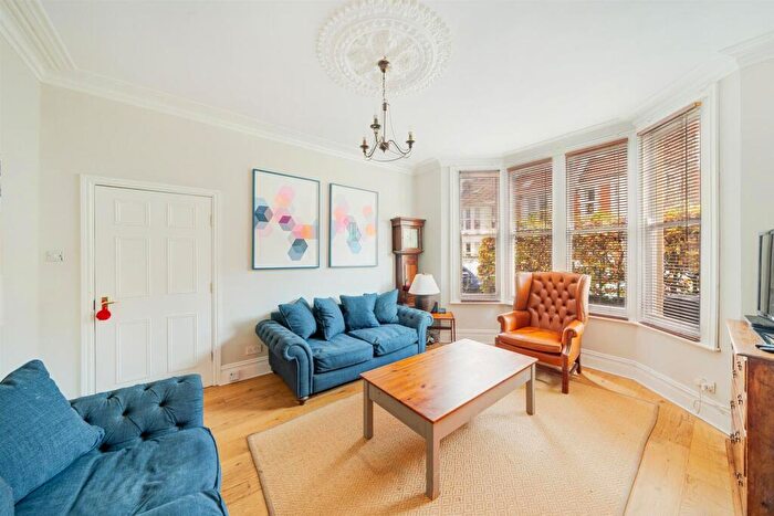 4 Bedroom House For Sale In Leighton Road, Southville, Bristol, BS3 - Photo 3