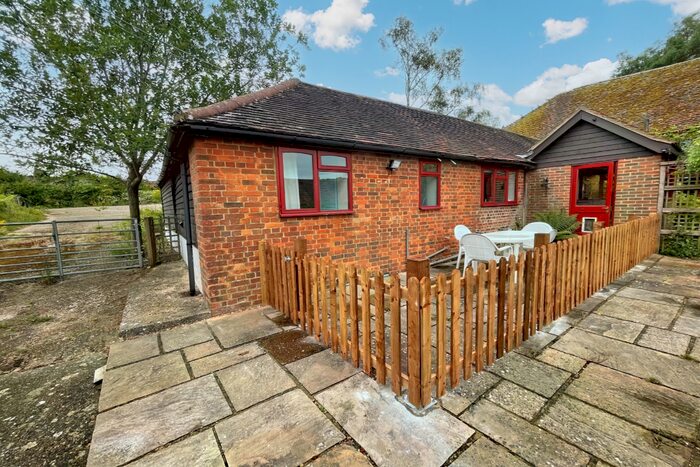 4 Bedroom Bungalow To Rent In Sedgwick Lane, Horsham, RH13
