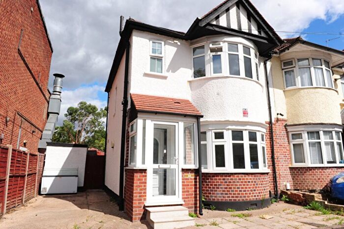 3 Bedroom End Of Terrace House To Rent In Chelston Approach, Ruislip, HA4