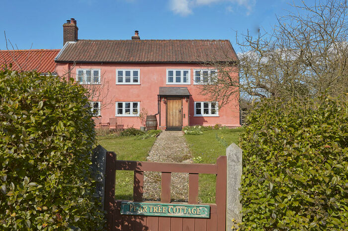 5 Bedroom Cottage For Sale In Pentlow, Sudbury, Suffolk, CO10
