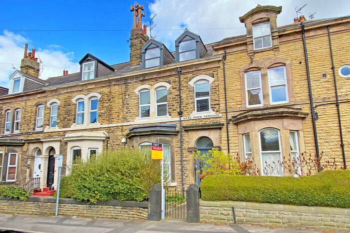 2 Bedroom Apartment To Rent In Hyde Park Road, Harrogate, HG1