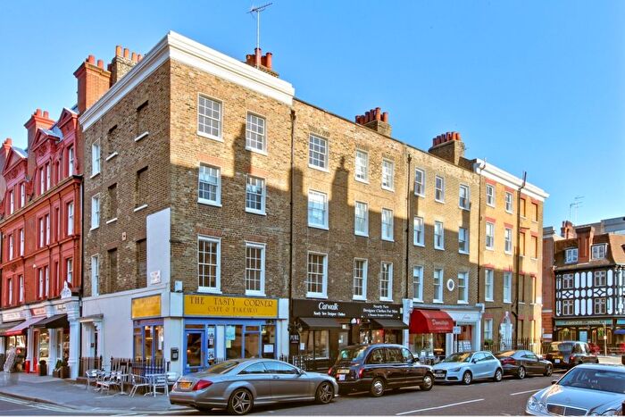Studio To Rent In Blandford Street, London, W1U