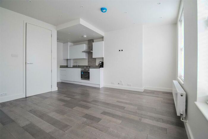 1 Bedroom Apartment To Rent In Falkland Road, London, NW5
