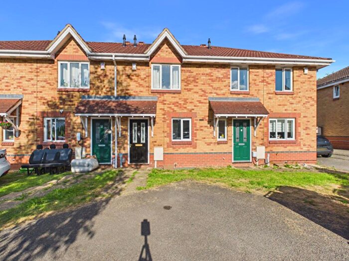 2 Bedroom Town House To Rent In Riverstone Way, Hunsbury Meadows, Northampton, NN4