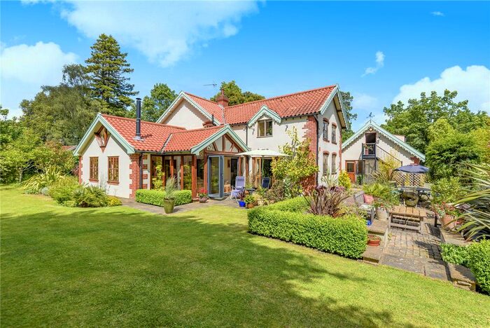 4 Bedroom Detached House For Sale In Yoxford, Saxmundham, Suffolk, IP17