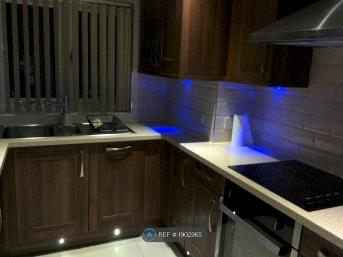 1 Bedroom Flat To Rent In Hightown, Crewe, CW1